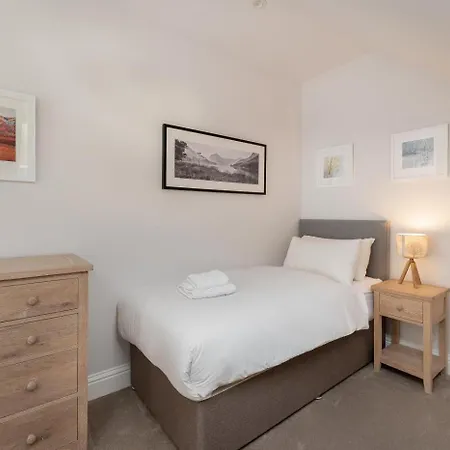 Apartment 3 Bed In Market Place Oc-lr106 Ambleside