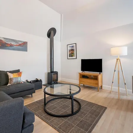 Apartment 3 Bed In Market Place Oc-lr106