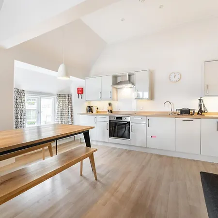 Meadowsweet Tatil Evi *